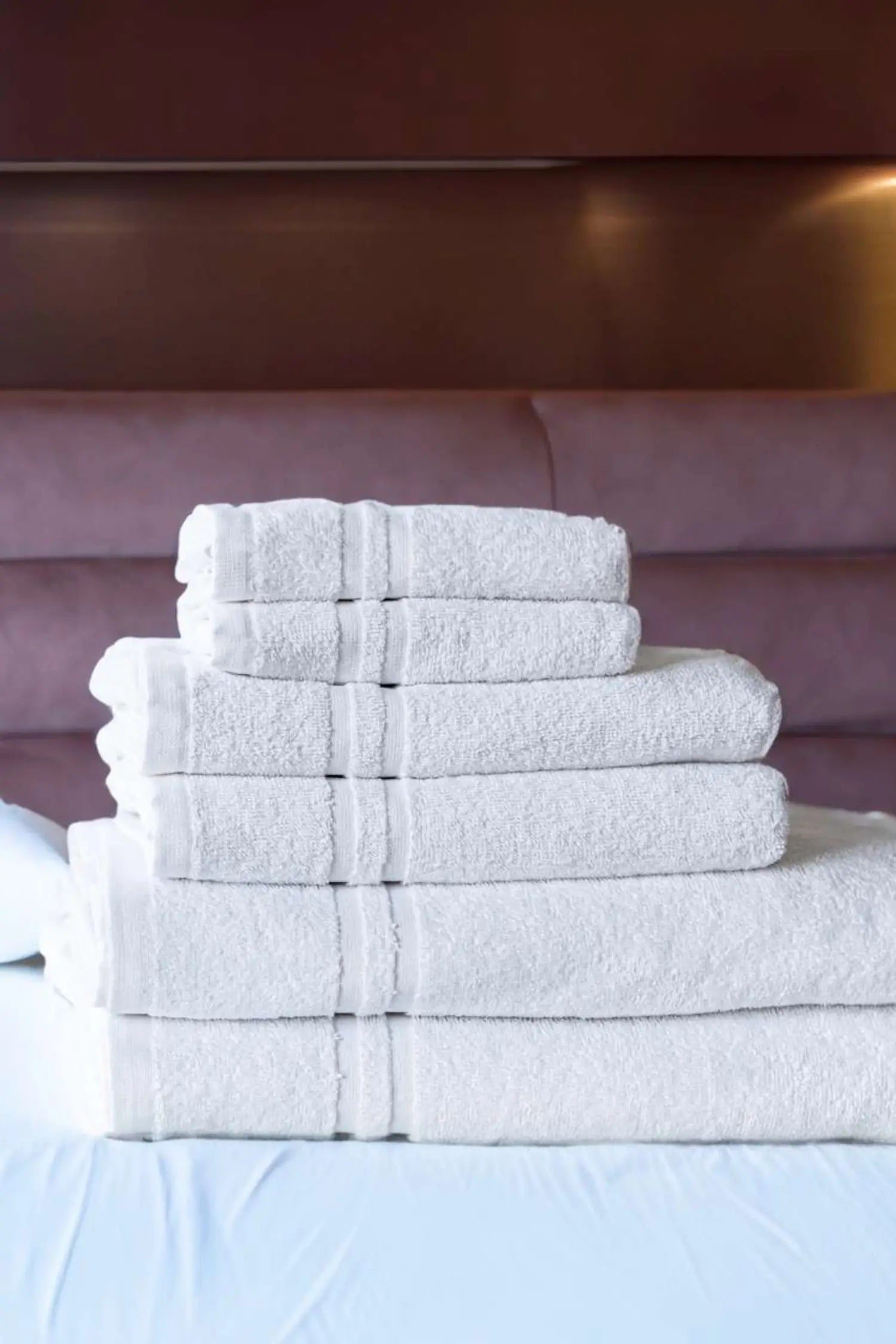 Serviette d’hôtel Classique (3 tailles)