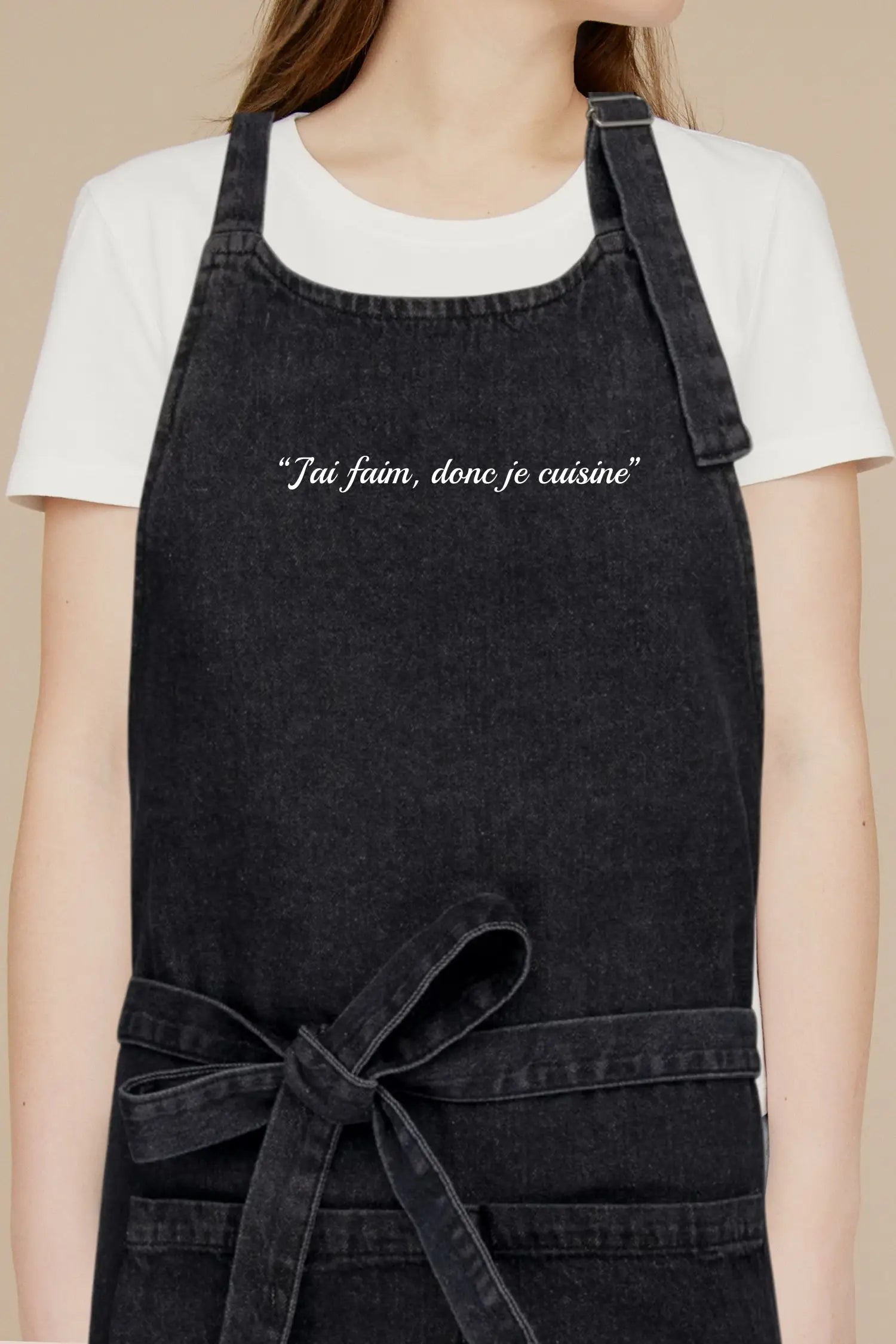 Tablier de cuisine personnalisé “J’ai faim donc je cuisine” brodé