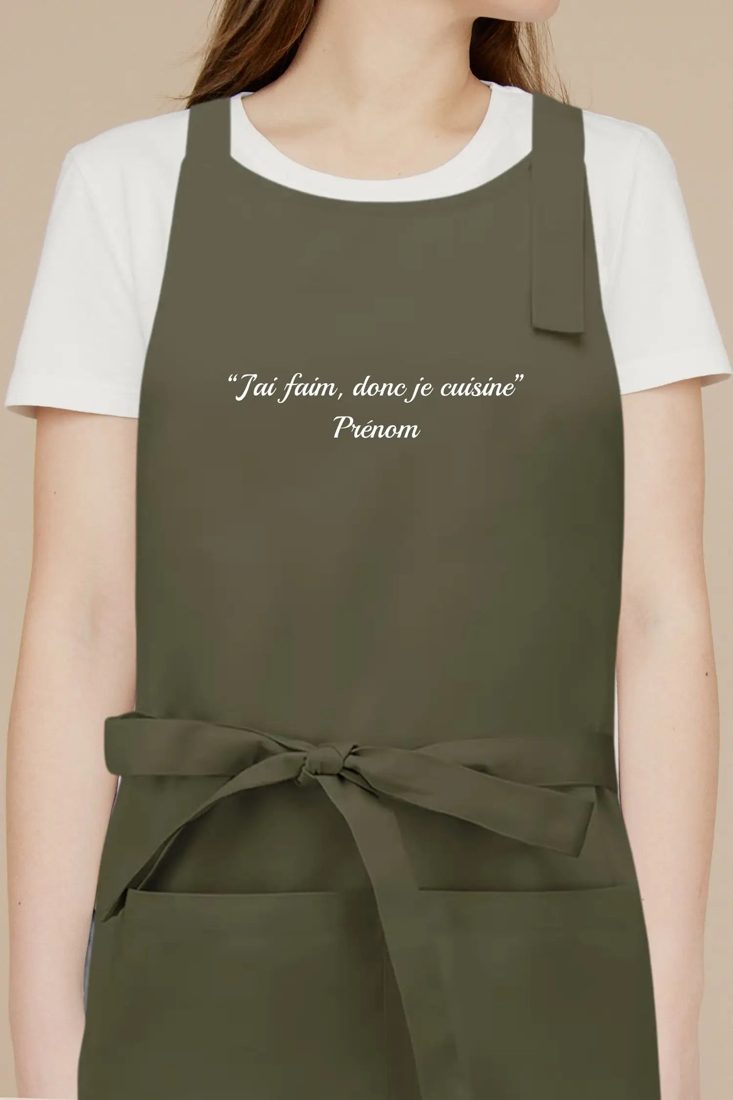 Tablier de cuisine personnalisé “J’ai faim donc je cuisine” brodé - Vert Olive