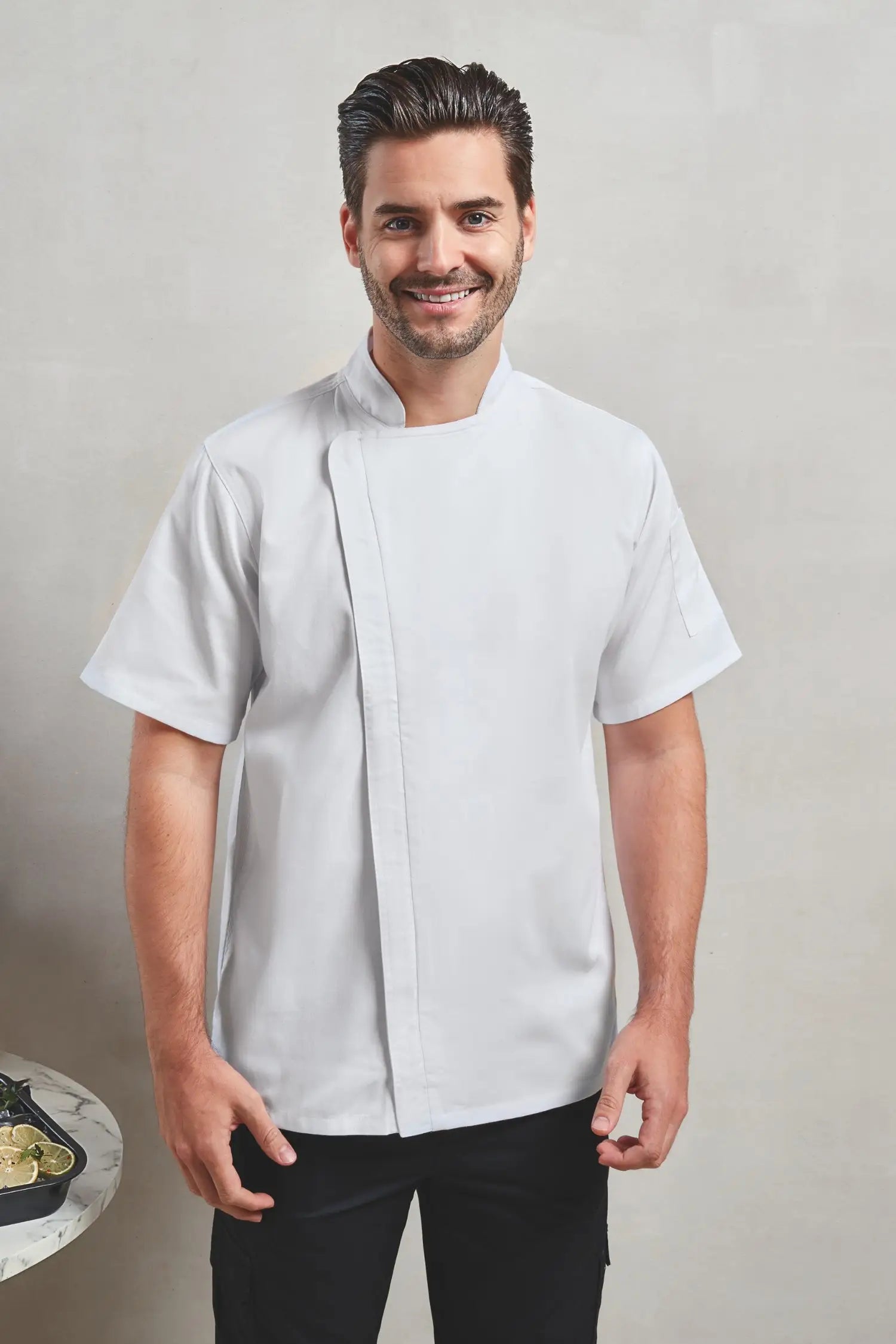 Veste de cuisinier à manches courtes et à fermeture zippée